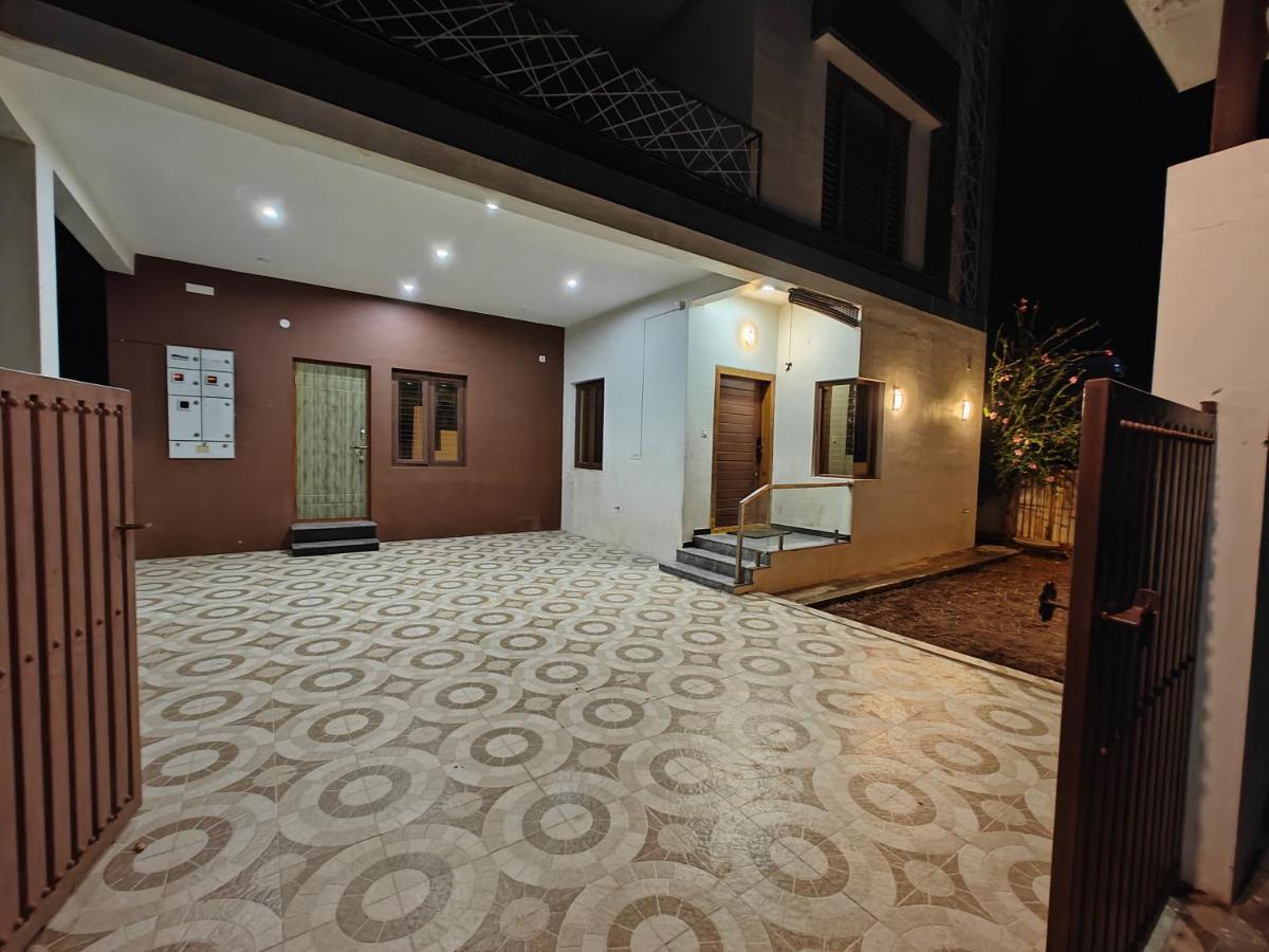 Beautiful 4Bhk Duplex Villa Mysore Exterior photo